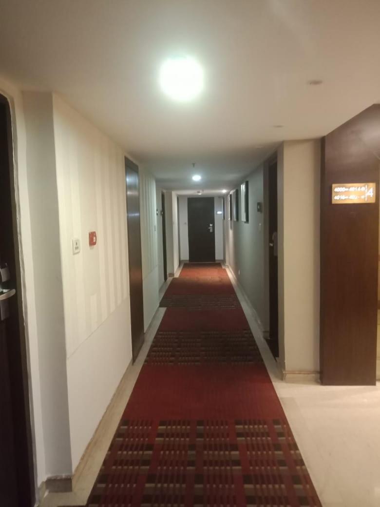 Blossom Rooms Hotel Vashishtha - Free Lunch Or Dinner- Free Breakfast Hyderabad Exterior foto
